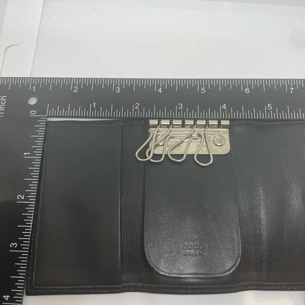GUCCI key wallet GG canvas and leather inside Authentic used - Picture 8 of 8